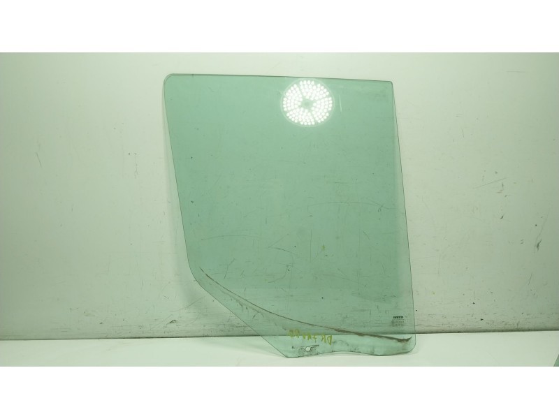 Recambio de cristal puerta delantero derecho para iveco daily vi furgoneta 33s15, 35s15, 35c15 referencia OEM IAM 5801537832  