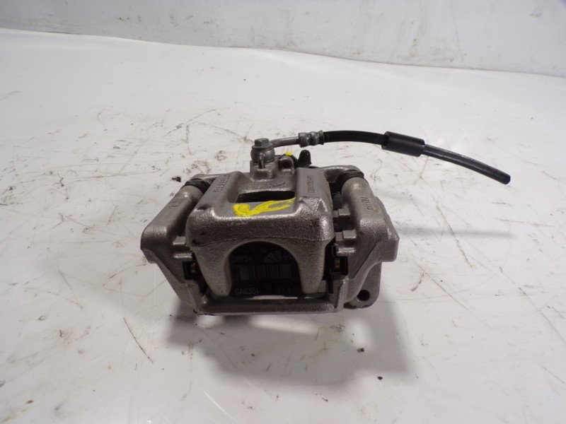 Recambio de pinza freno trasera derecha para toyota proace city 1.2 12v referencia OEM IAM SU001A8493 02801765980 