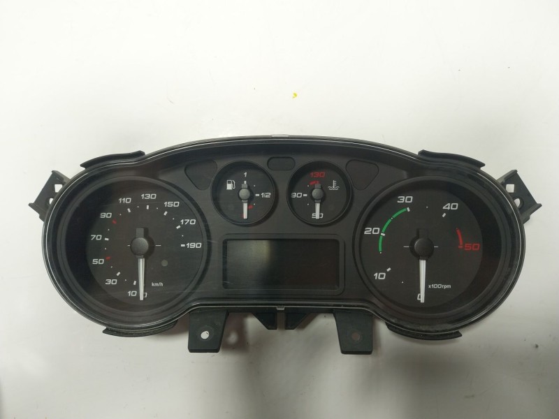 Recambio de cuadro instrumentos para iveco daily vi furgoneta 33s15, 35s15, 35c15 referencia OEM IAM 5801473552 5801473552 