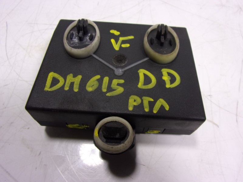 Recambio de centralita cierre para volkswagen golf vii lim. (5g1) 1.6 tdi dpf referencia OEM IAM 5Q0959592BZ00 5Q0959592B 