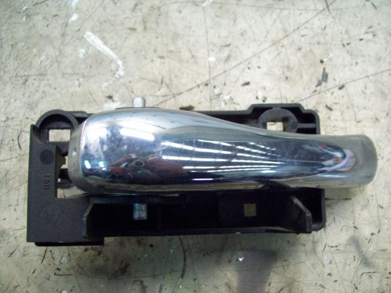 Recambio de maneta interior delantera izquierda para alfa romeo 147 (190) 1.6 t.spark distinctive referencia OEM IAM   