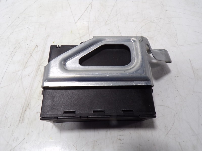 Recambio de modulo electronico para toyota aygo 1.0 vvti referencia OEM IAM  R0313118 R0313118