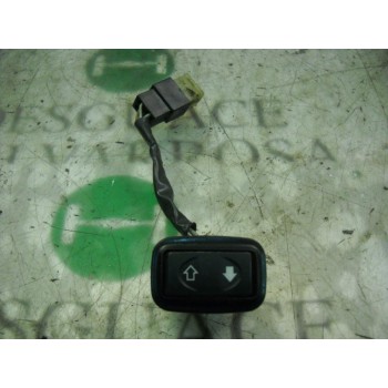 MANDO ELEVALUNAS TRASERO DERECHO 