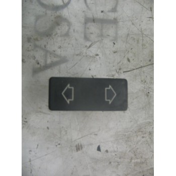 MANDO ELEVALUNAS TRASERO DERECHO 