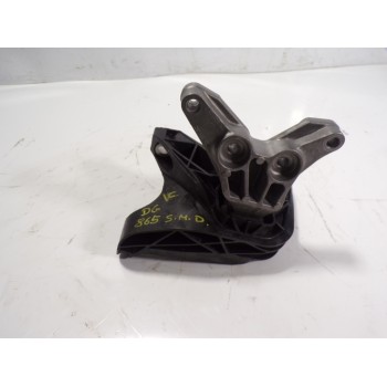 SOPORTE MOTOR DERECHO SU001A9433 