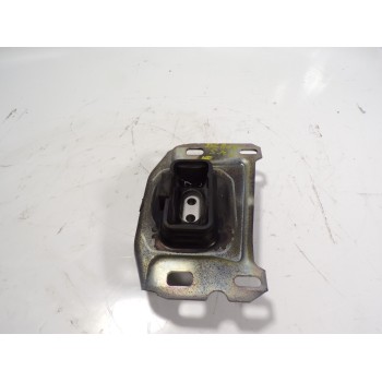 SOPORTE MOTOR IZQUIERDO SU001A3592 