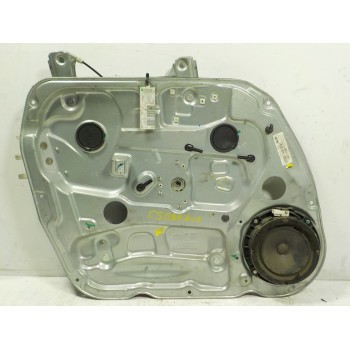 ELEVALUNAS DELANTERO IZQUIERDO 824011D010 824701D010 