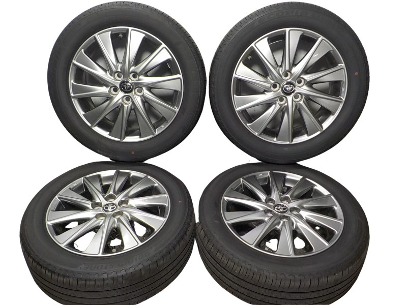 Recambio de juego llantas para toyota yaris 1.5 vvti hev referencia OEM IAM 42611YP500  