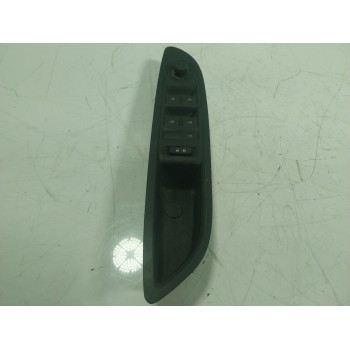 MANDO ELEVALUNAS DELANTERO IZQUIERDO 95025518600R 