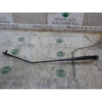 BRAZO LIMPIA DELANTERO DERECHO 