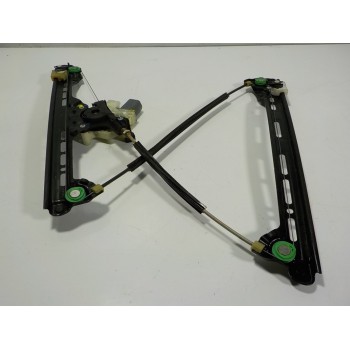 ELEVALUNAS DELANTERO DERECHO 9675924680 9816272480 