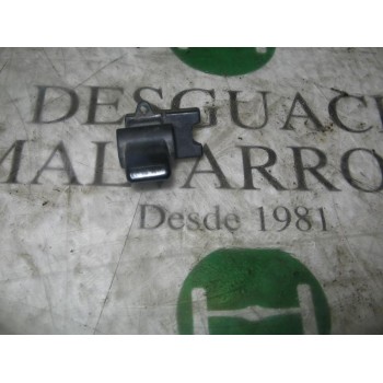 MANDO ELEVALUNAS DELANTERO DERECHO 