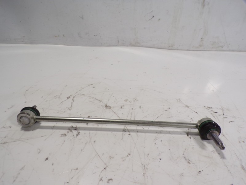 Recambio de tirante delantero derecho para toyota proace city 1.2 12v referencia OEM IAM SU001B1574  