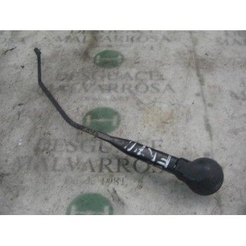 BRAZO LIMPIA DELANTERO IZQUIERDO 