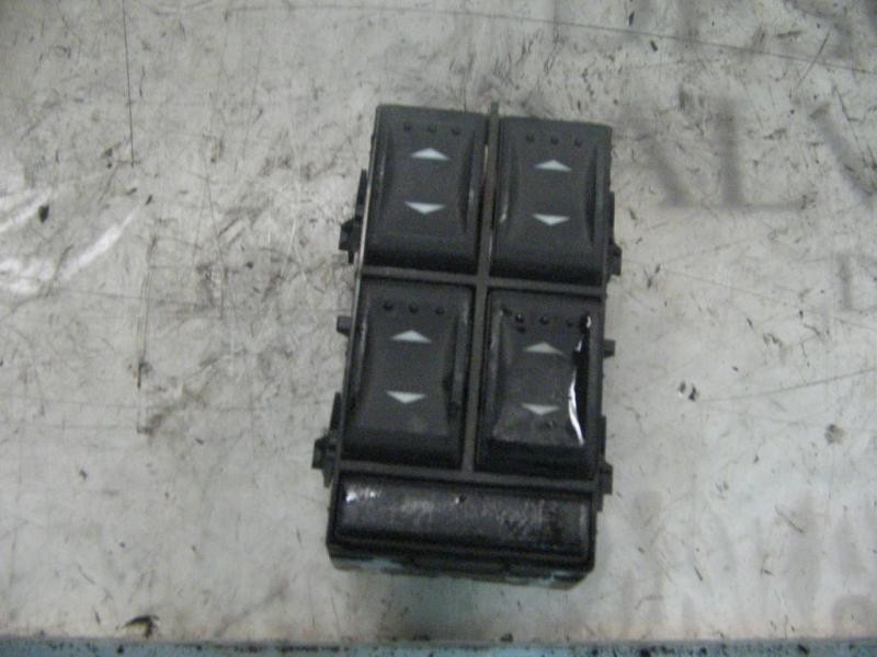 Recambio de mando elevalunas delantero izquierdo para ford mondeo berlina (ge) ambiente referencia OEM IAM   