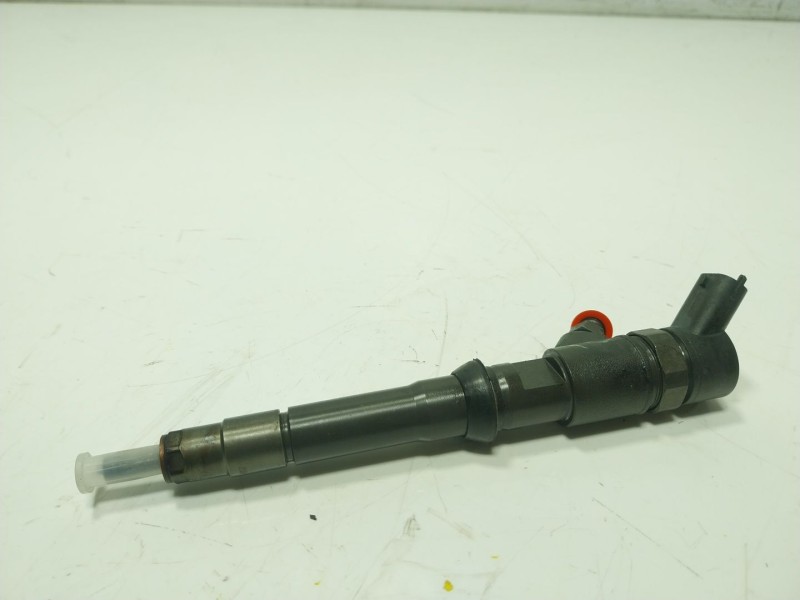 Recambio de inyector para iveco daily vi furgoneta 33s15, 35s15, 35c15 referencia OEM IAM 500061268 500061268 