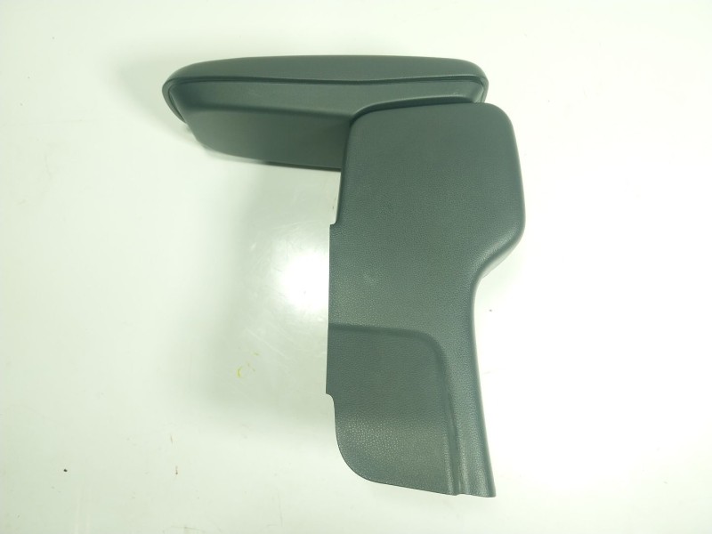 Recambio de apoyabrazos central para toyota yaris cross (mxp_) 1.5 hybrid (mxpj10) referencia OEM IAM 58905K0020C1  