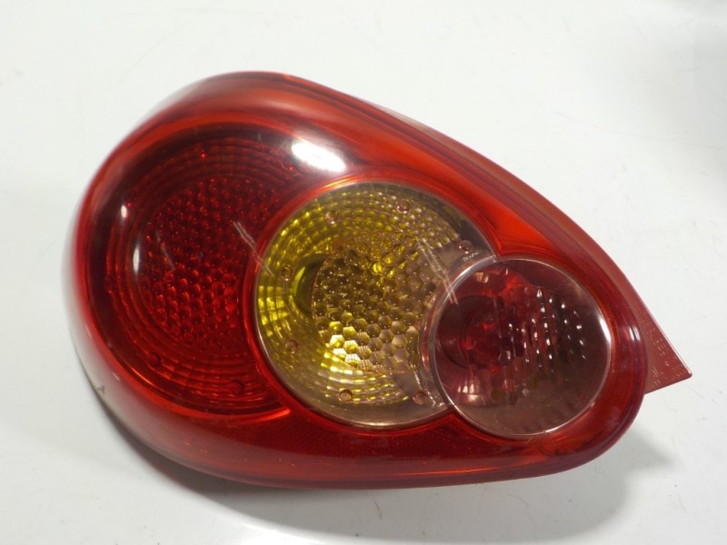 Recambio de piloto trasero izquierdo para toyota aygo (kgb/wnb) 1.0 cat referencia OEM IAM   