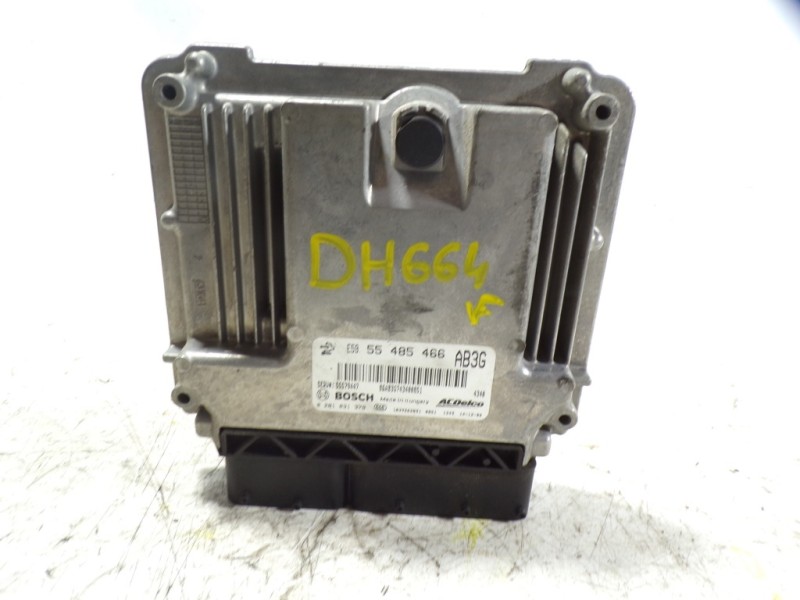 Recambio de centralita motor uce para opel insignia berlina 2.0 cdti referencia OEM IAM  55485466 