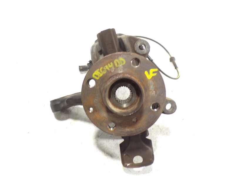 Recambio de mangueta delantera derecha para peugeot 108 1.2 12v vti referencia OEM IAM B000905580  