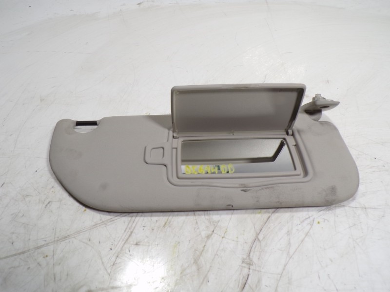 Recambio de parasol derecho para peugeot 108 1.2 12v vti referencia OEM IAM 16117727BJ  