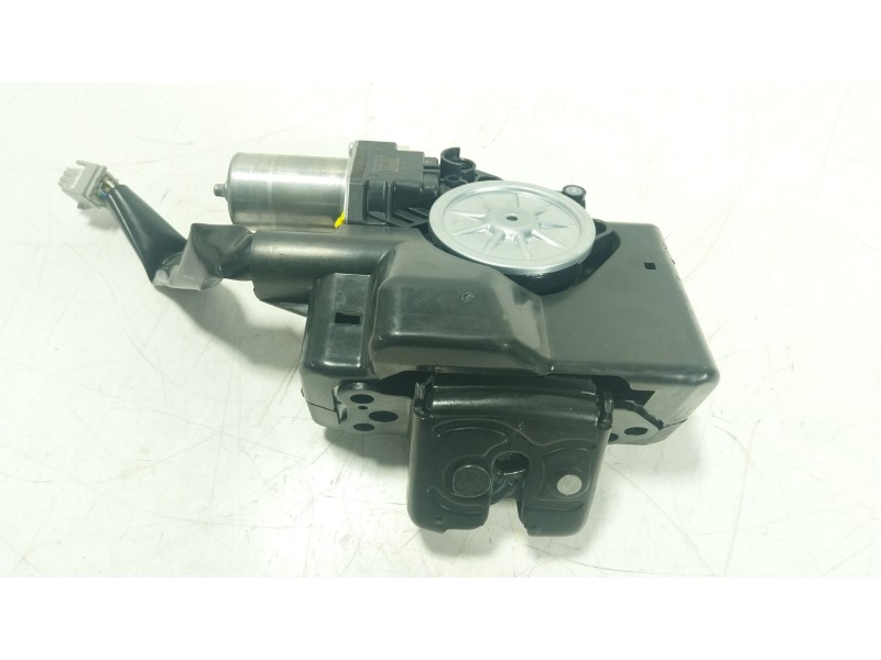 Recambio de cerradura maletero / porton para toyota yaris cross (mxp_) 1.5 hybrid (mxpj10) referencia OEM IAM 693500D250 1638000