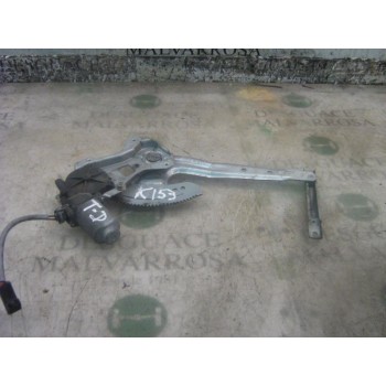 ELEVALUNAS TRASERO DERECHO 