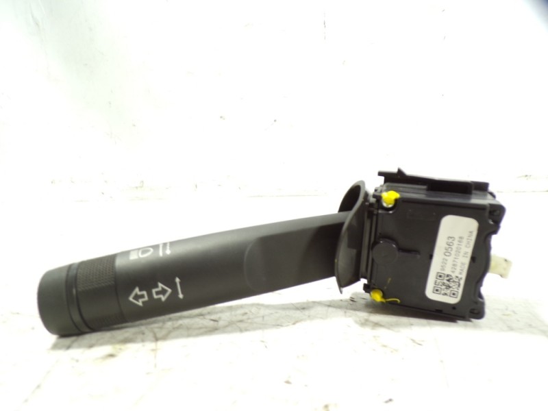 Recambio de mando intermitentes para opel insignia berlina 2.0 cdti referencia OEM IAM  95220563 