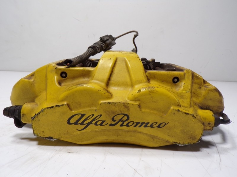 Recambio de pinza freno delantera izquierda para alfa romeo giulia (952) 2.2 jtdm cat referencia OEM IAM 77367674  