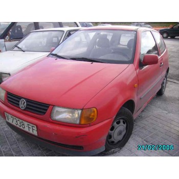 VOLKSWAGEN POLO BERLINA (6N1)