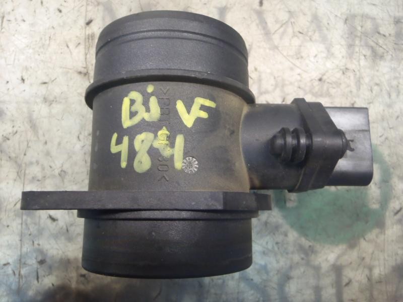 Recambio de caudalimetro para volkswagen golf v berlina (1k1) highline referencia OEM IAM 038906461B  