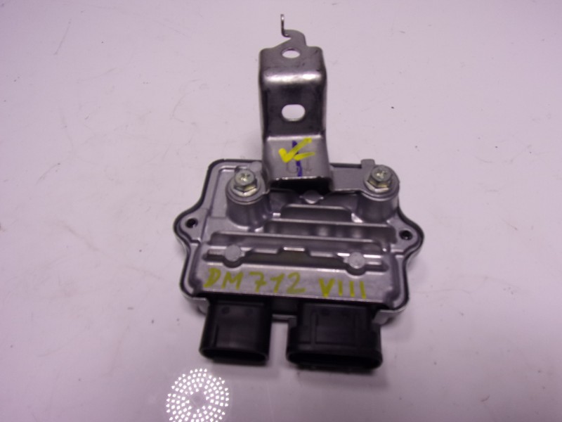 Recambio de modulo electronico para toyota yaris cross 1.5 vvti 16 v 55 kw referencia OEM IAM 8957110010 8957110010 