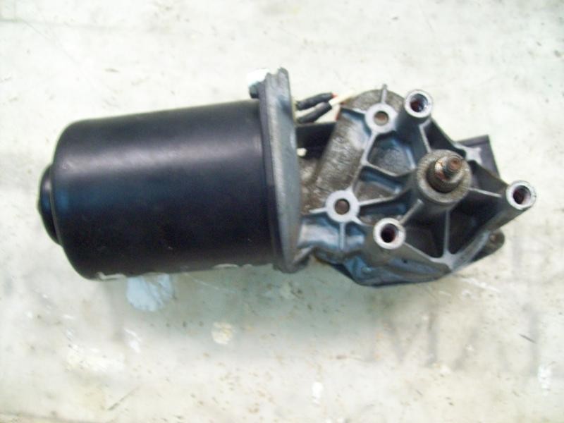 Recambio de motor limpia delantero para renault rapid/express (f40) 1.6 diesel referencia OEM IAM   