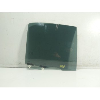 CRISTAL PUERTA TRASERO DERECHO 681030D110 