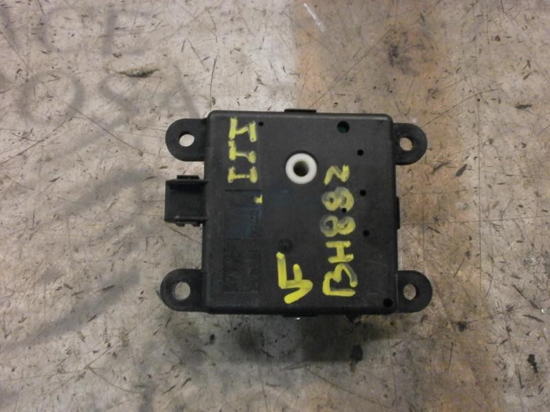 Recambio de motor apertura trampillas climatizador para nissan almera tino (v10m) visia referencia OEM IAM   