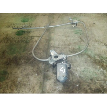 ELEVALUNAS DELANTERO DERECHO 