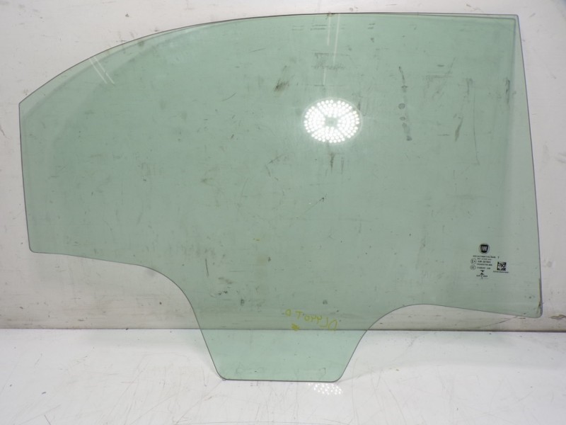 Recambio de cristal puerta trasero derecho para fiat 500 x (334) 1.6 16v cat referencia OEM IAM 51941685  