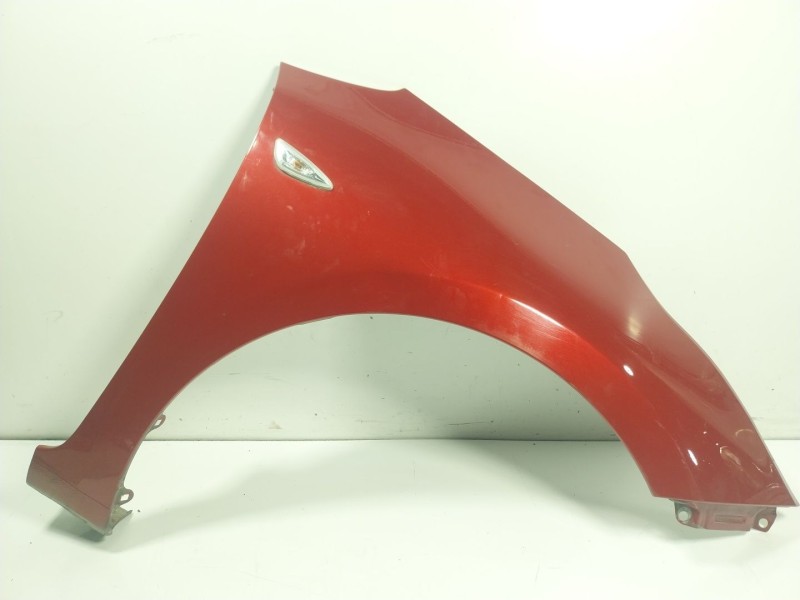 Recambio de aleta delantera derecha para kia cee´d (jd) 1.4 crdi 90 referencia OEM IAM 66321A2030  