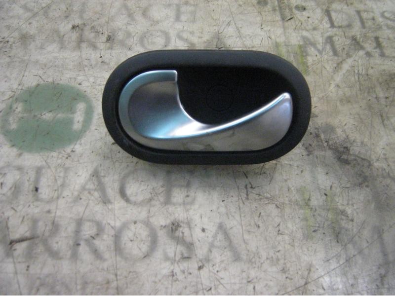 Recambio de maneta interior trasera izquierda para renault megane ii classic berlina confort authentique referencia OEM IAM   
