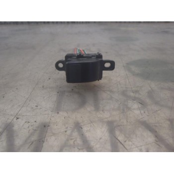 MANDO ELEVALUNAS DELANTERO DERECHO GE4T66370A 3583N30 