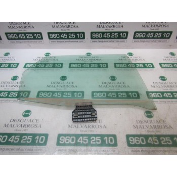 CRISTAL PUERTA TRASERO DERECHO 8E9845026 