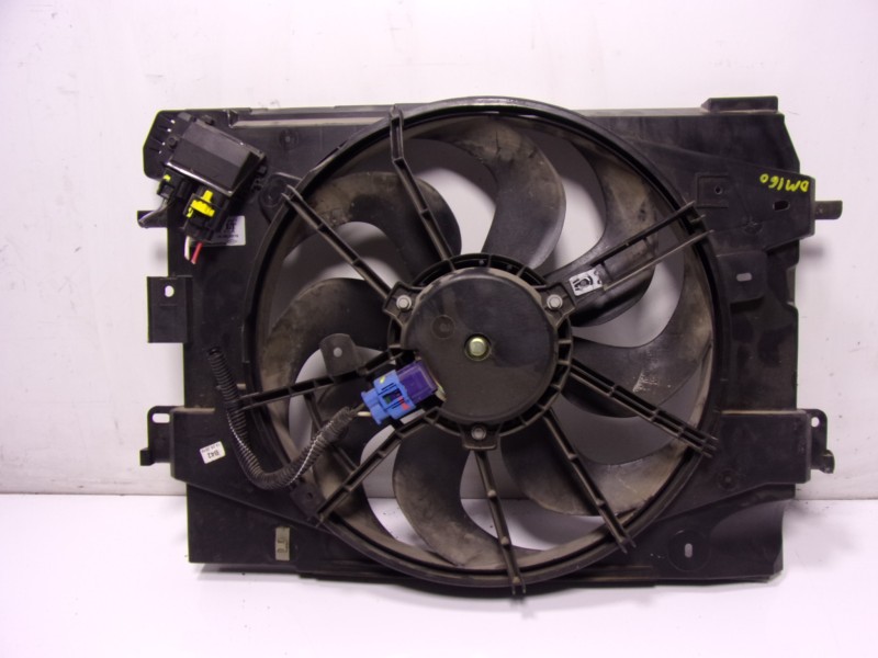 Recambio de electroventilador para renault captur 0.9 tce referencia OEM IAM 214818009R 214818009 