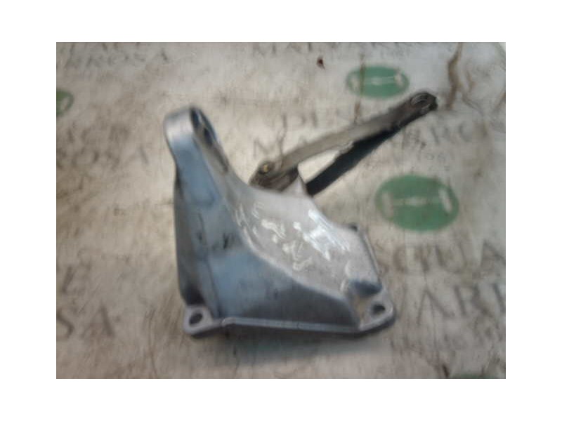 Recambio de soporte cambio para audi 80 avant básico berlina referencia OEM IAM   