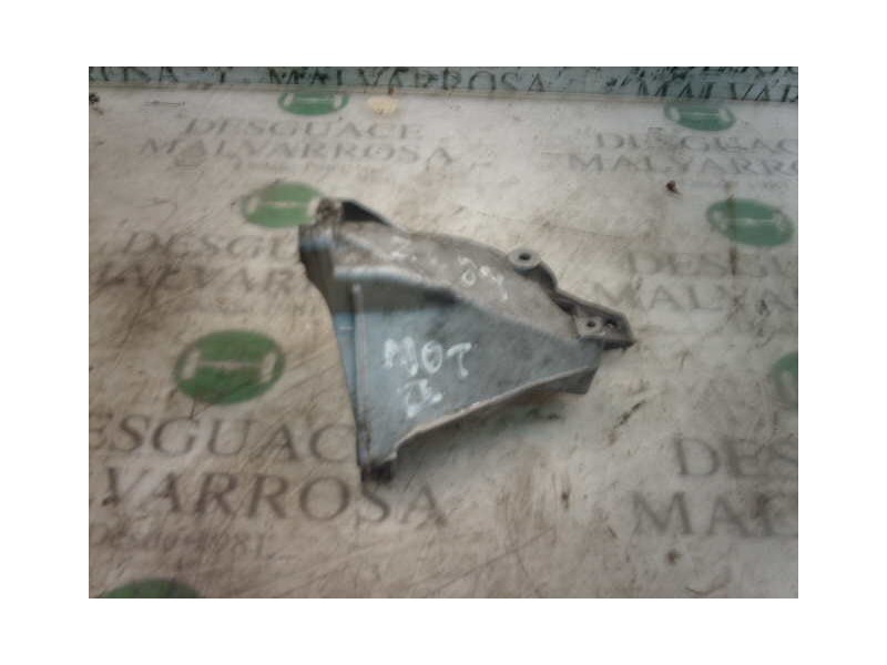 Recambio de soporte motor trasero para audi 80 avant básico berlina referencia OEM IAM   