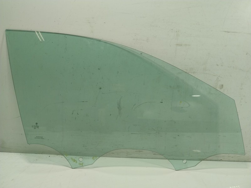 Recambio de cristal puerta delantero derecho para volkswagen polo vi (aw1, bz1, ae1) 1.0 tsi referencia OEM IAM 2G4845202A  