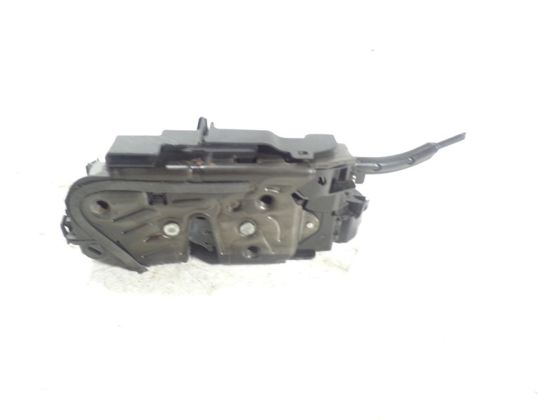 Recambio de cerradura puerta trasera derecha para volkswagen polo 1.0 referencia OEM IAM 5TA839016E 5TA839016E 