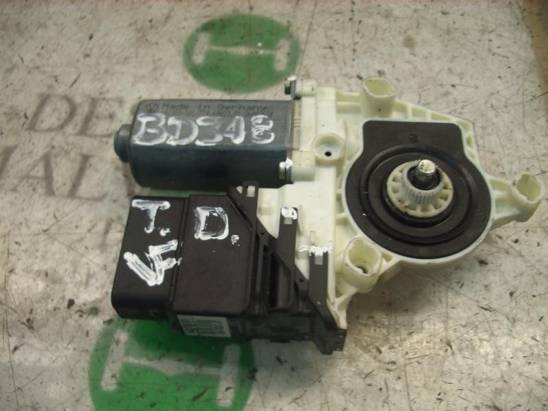 Recambio de motor elevalunas trasero derecho para seat toledo (1m2) stella referencia OEM IAM   