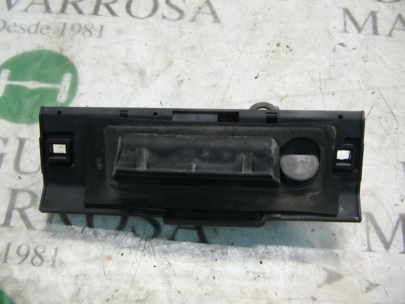 Recambio de maneta porton para peugeot 206 berlina xt referencia OEM IAM   