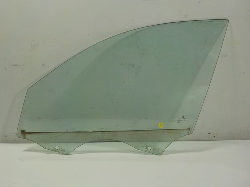 Recambio de cristal puerta delantero izquierdo para bmw serie 3 touring (e91) 2.0 turbodiesel cat referencia OEM IAM 51337060263