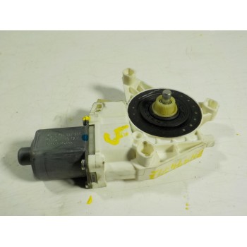 MOTOR ELEVALUNAS TRASERO IZQUIERDO A2518200108 A2518200108 0130822281